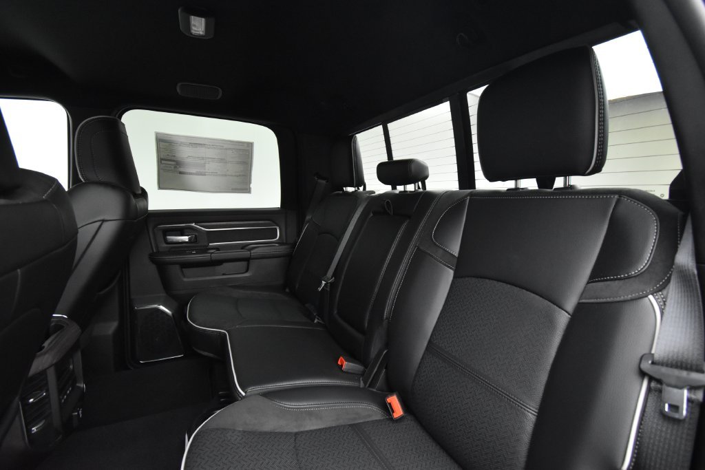 New 2026 Diamond Black Crystal Pearl-Coat Exterior Paint RAM Laramie image 43