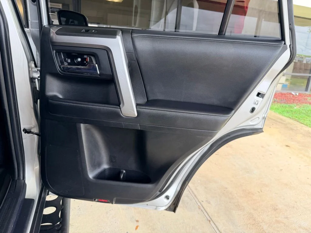 Used 2021 Silver Toyota SR5 image 32