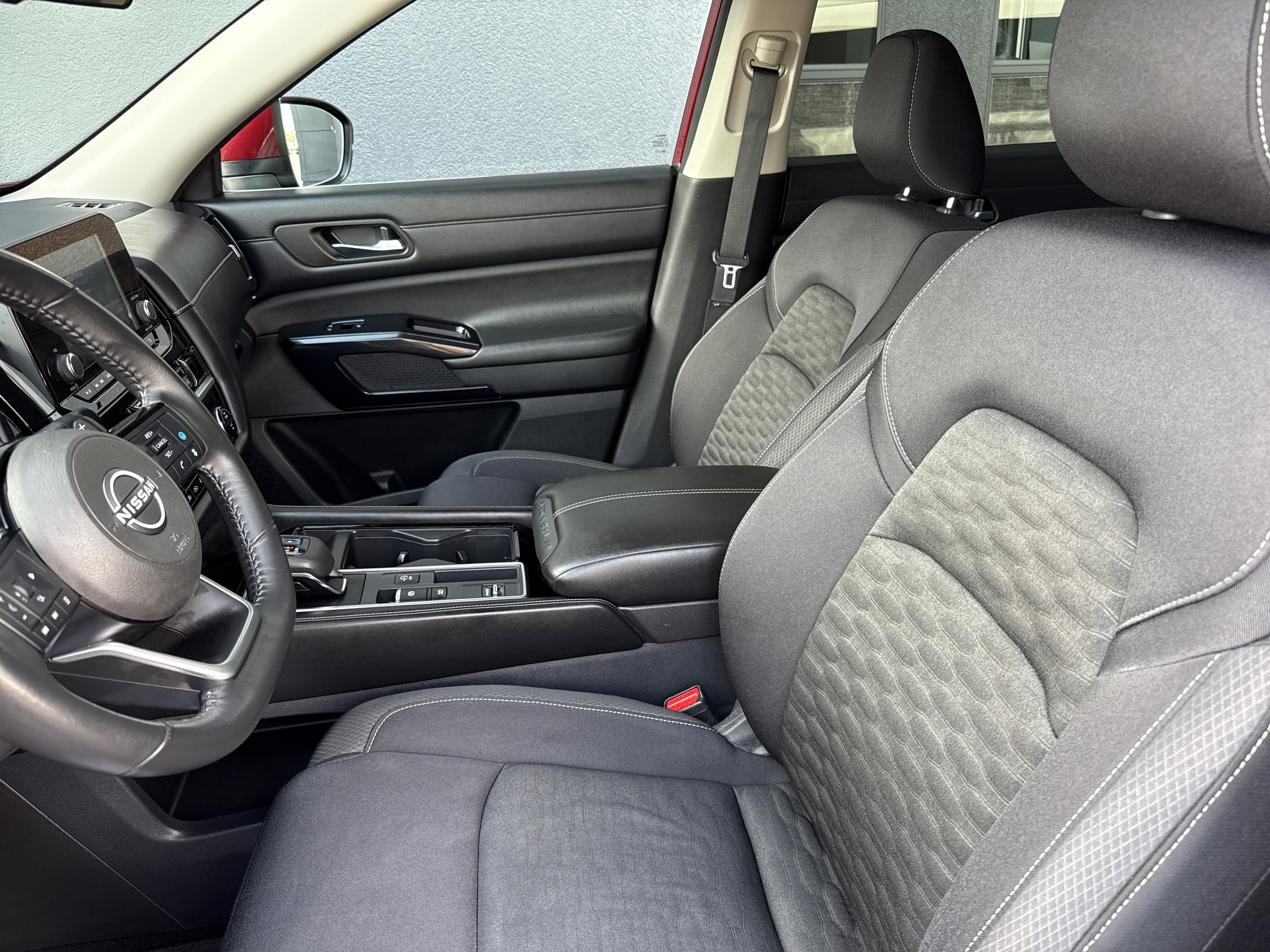 Certified Used 2022 Scarlet Ember Tintcoat Nissan SV image 5