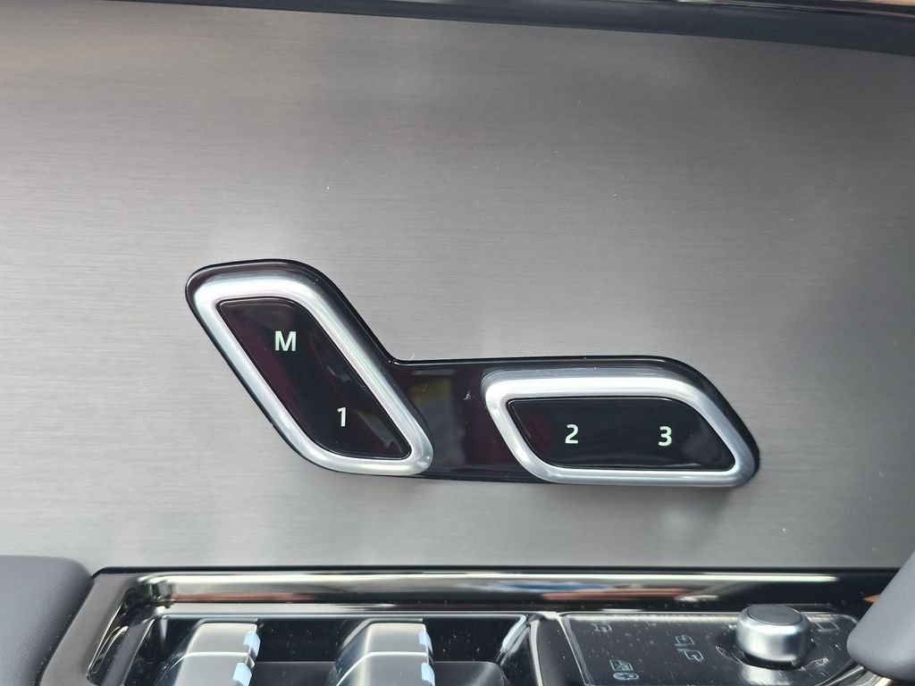 New 2026 Firenze Red LAND ROVER SE image 30