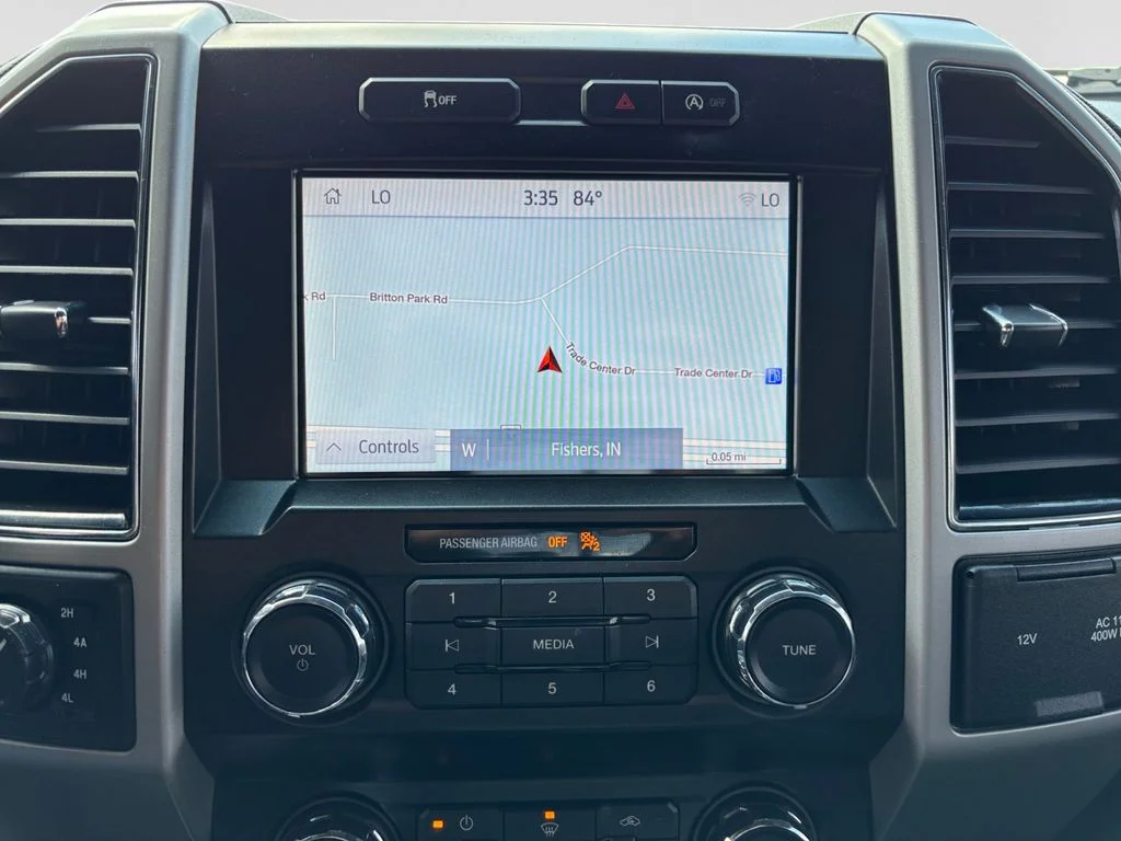 Used 2019 Silver Ford Lariat image 21