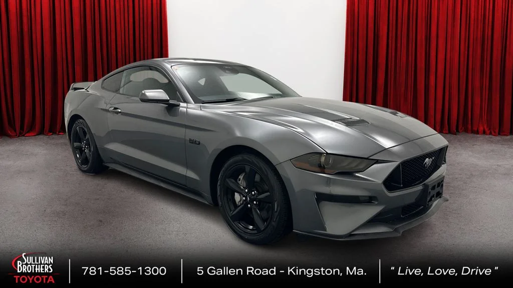 Used 2021 Gray Ford GT image 3