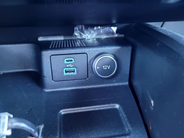 Used 2021 White Ford S image 17