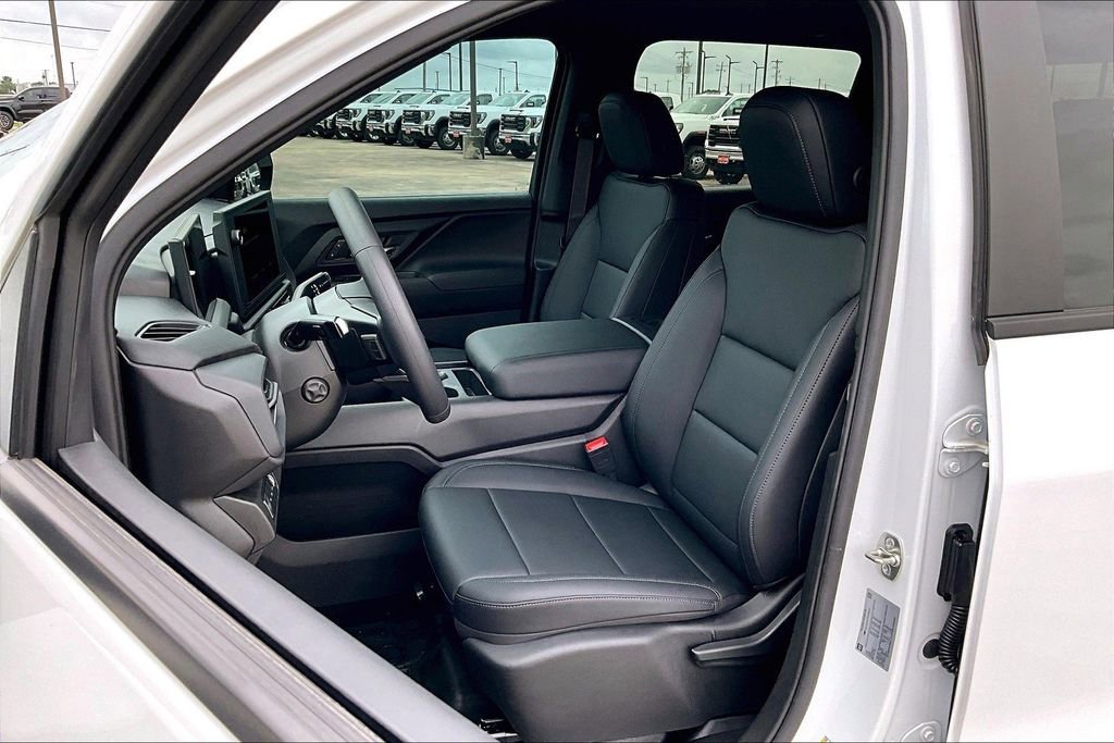 New 2024 GMC Sierra 3500HD Pro 4D Crew Cab