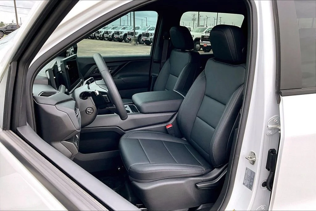 New 2024 GMC Sierra 3500HD Pro 4D Crew Cab