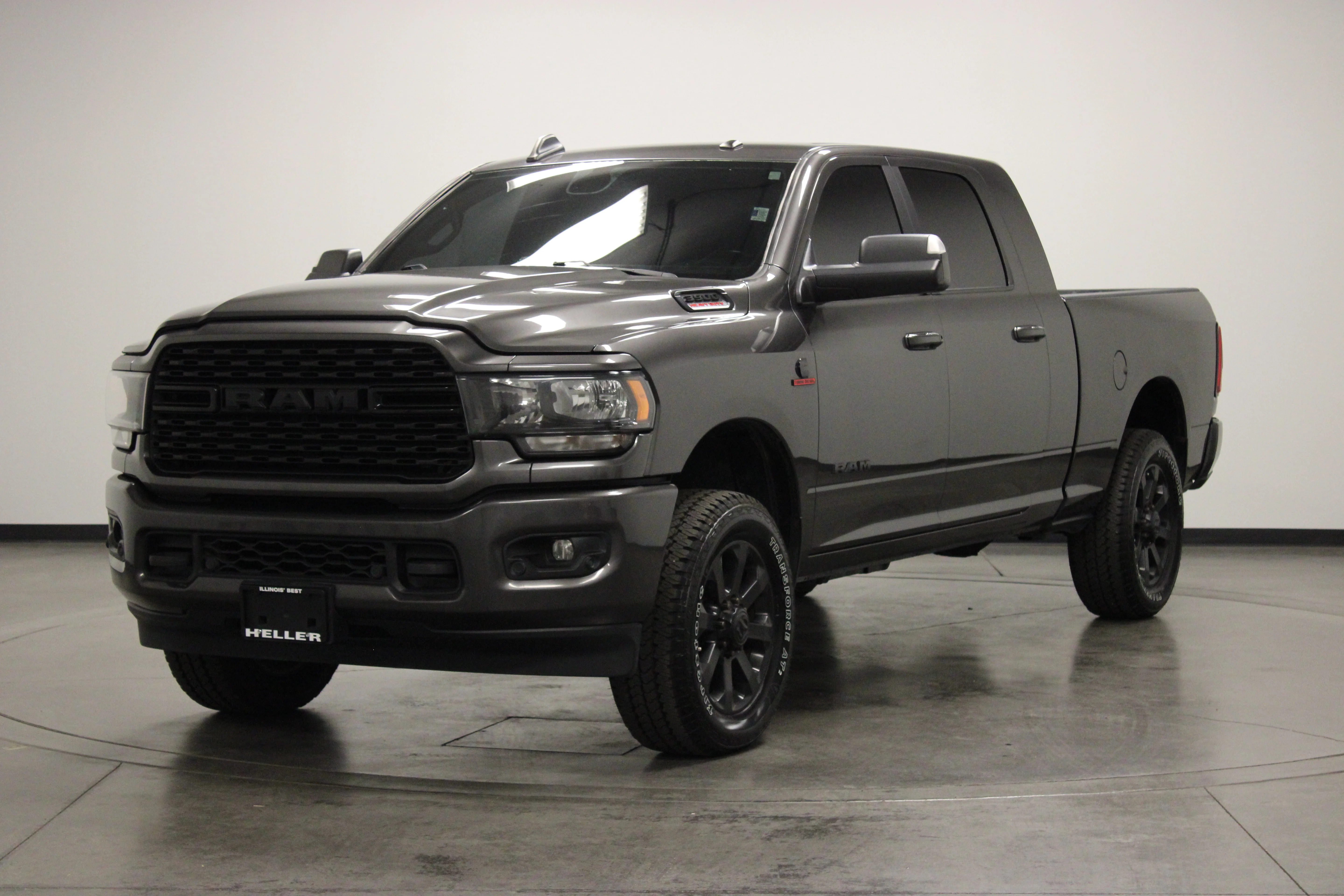 Used 2022 Granite Crystal Metallic Clearcoat Ram Big Horn image 4
