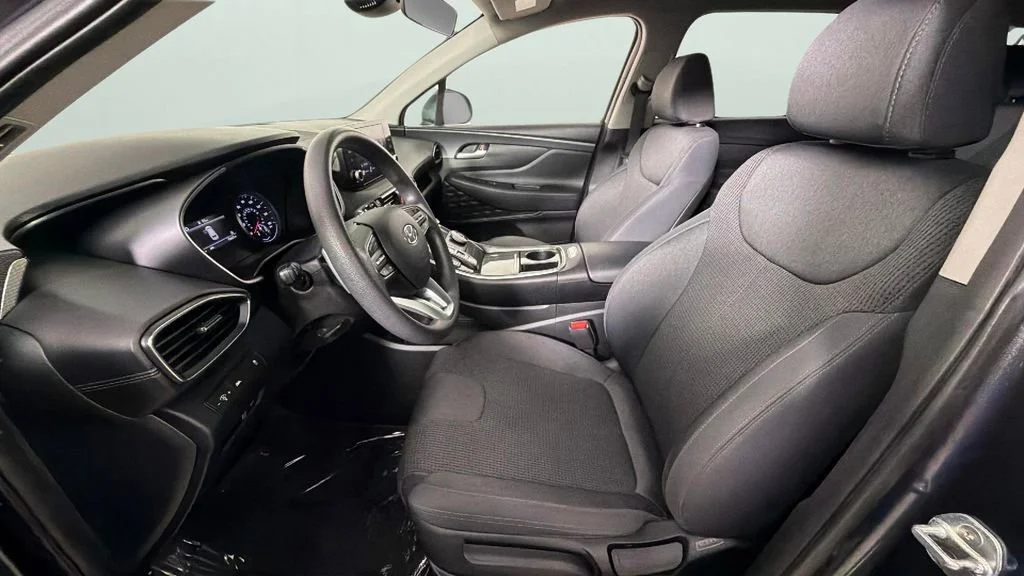 Used 2021 Gray Hyundai SE image 17
