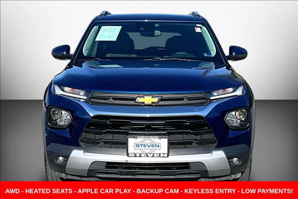 Used 2022 Blue Chevrolet LT image 2