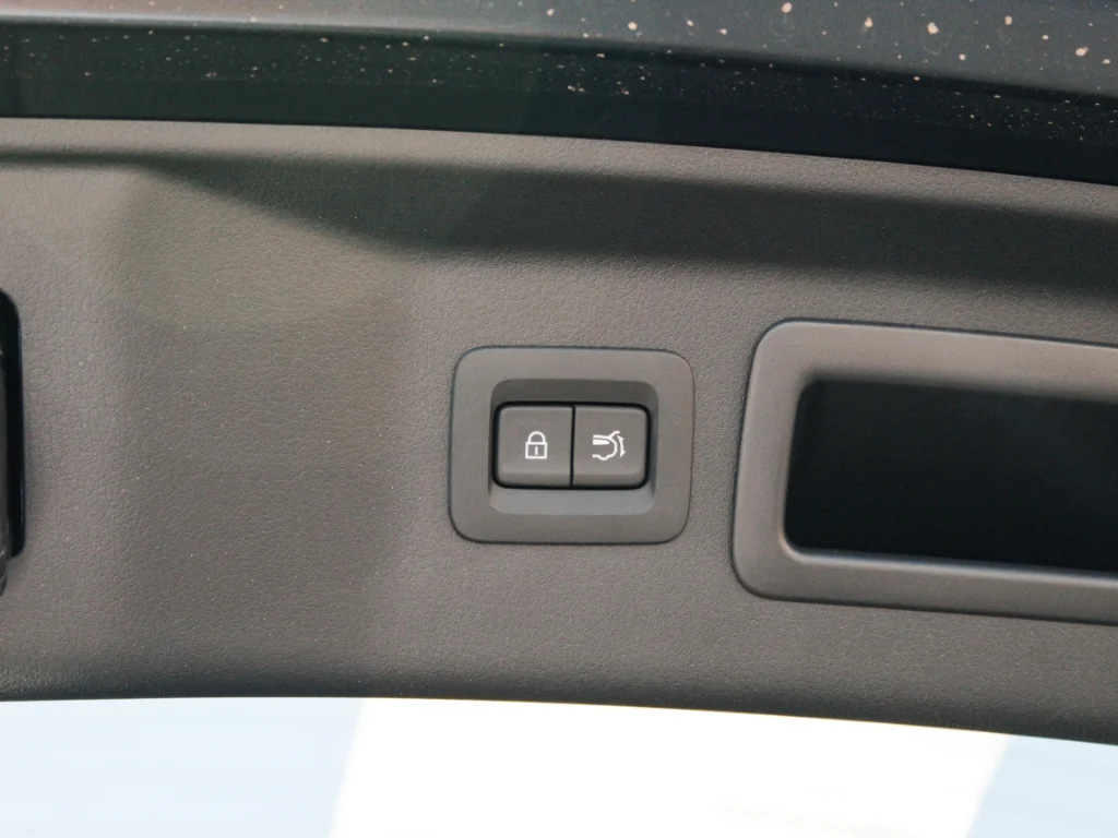 Used 2026 Deep Crystal Blue Mica Mazda Premium Plus image 30