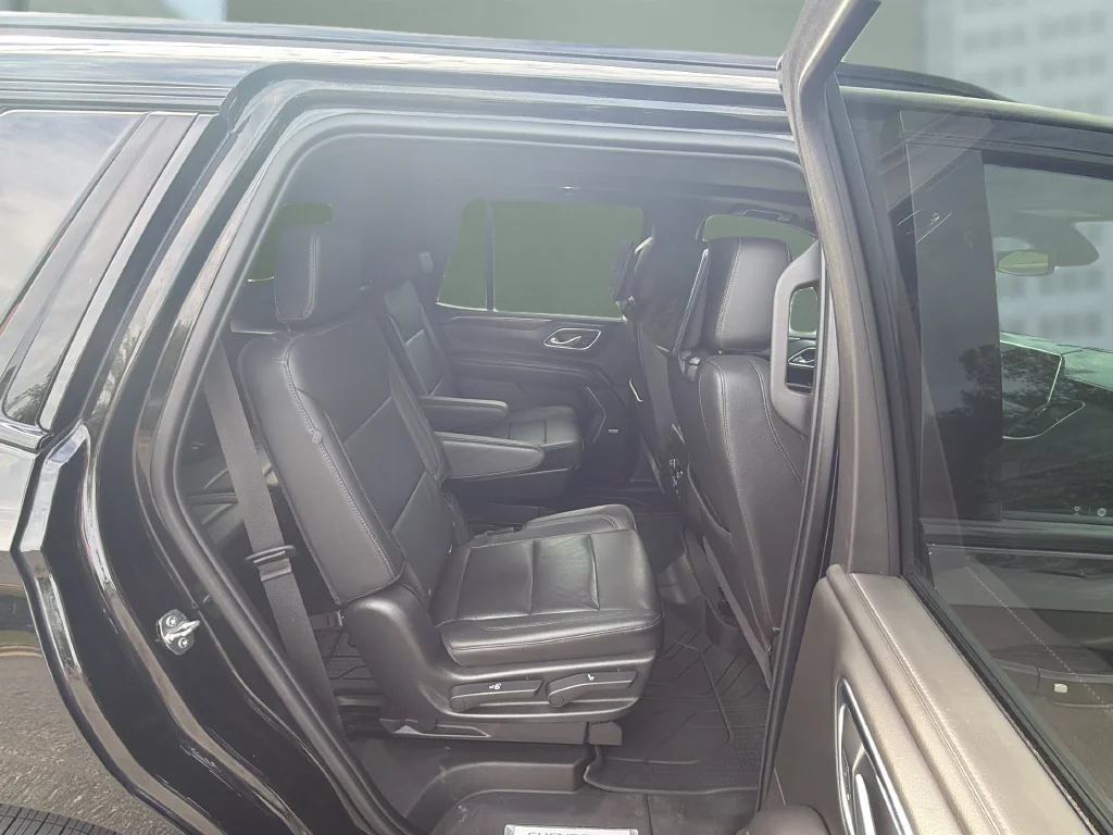 Used 2021 Black Chevrolet Z71 image 18