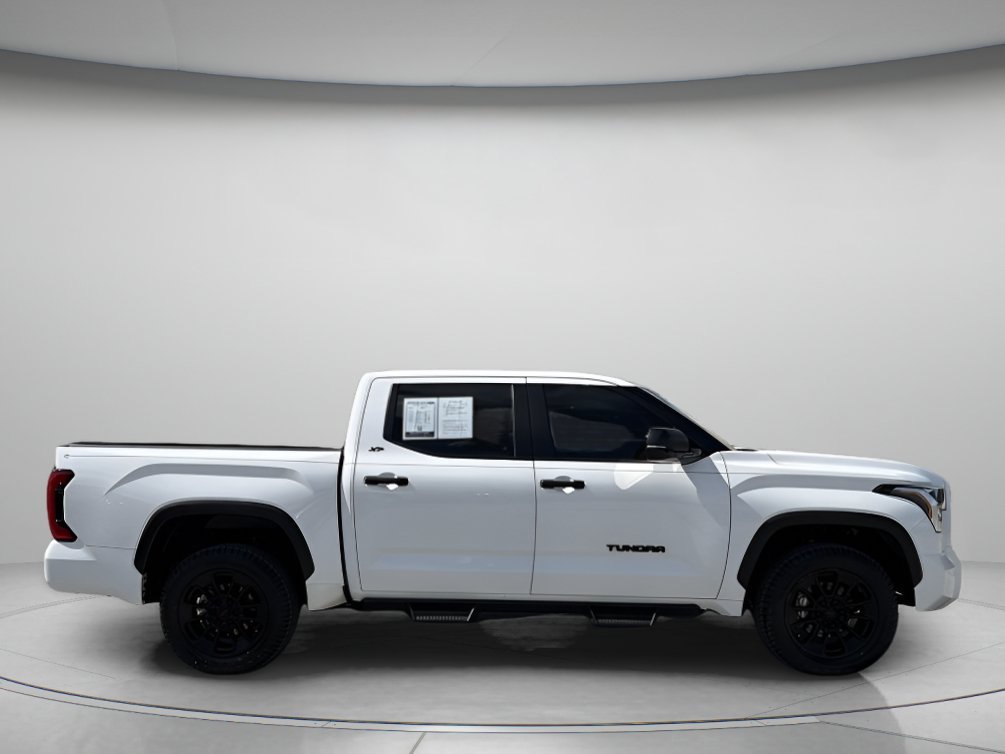 Used 2024 Ice Cap Toyota SR5 image 2