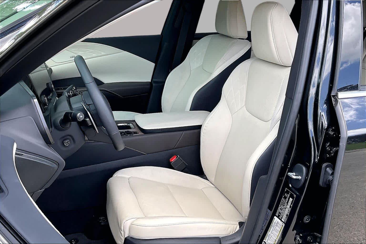 Used 2025 Caviar Lexus Luxury image 9