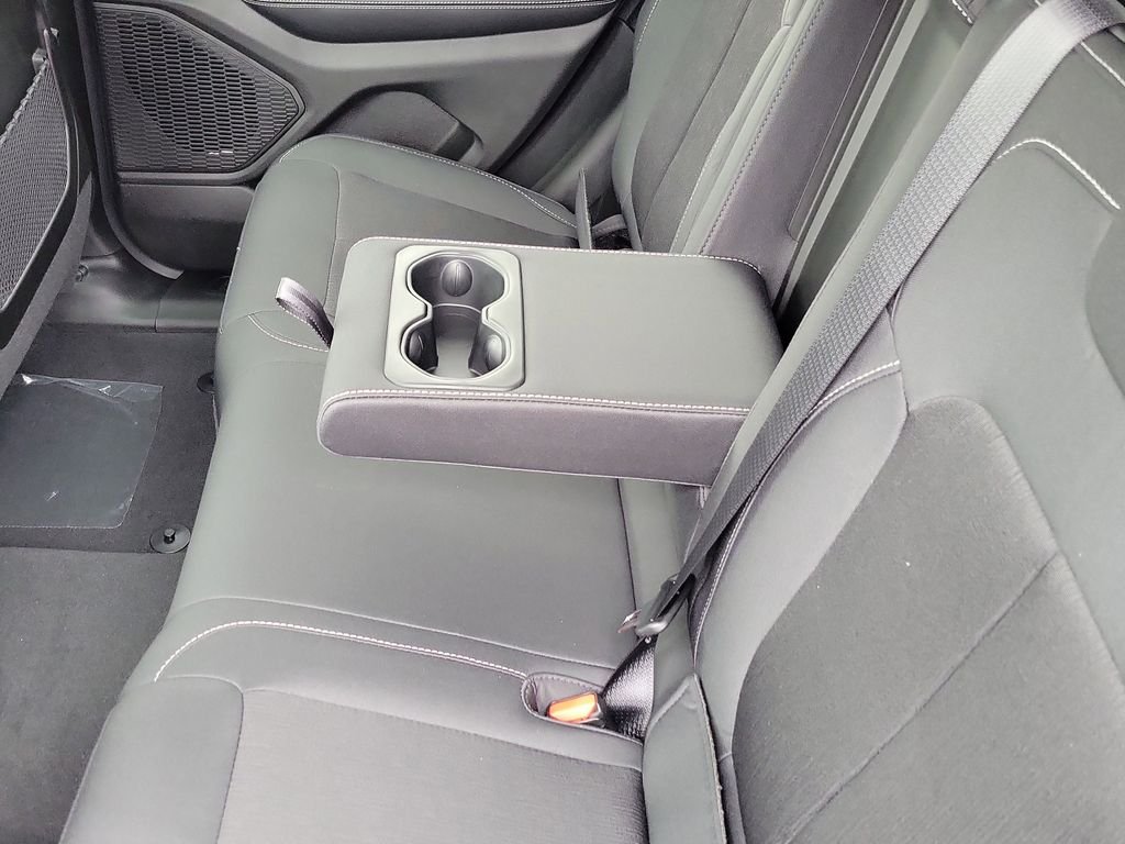 New 2026 Diamond Black Crystal Pearlcoat Jeep Laredo X image 8