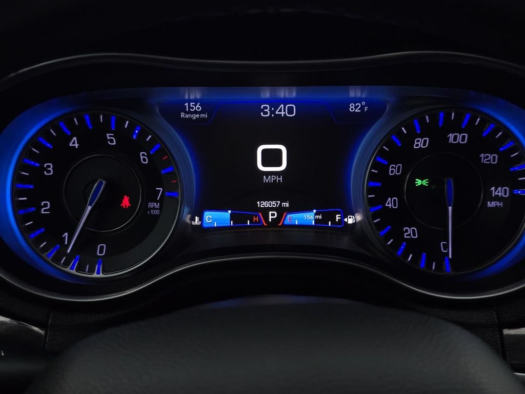 Used 2018 Gloss Black Chrysler Touring image 13