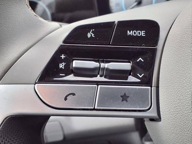 2025 Hyundai Elantra SEL - Photo 22