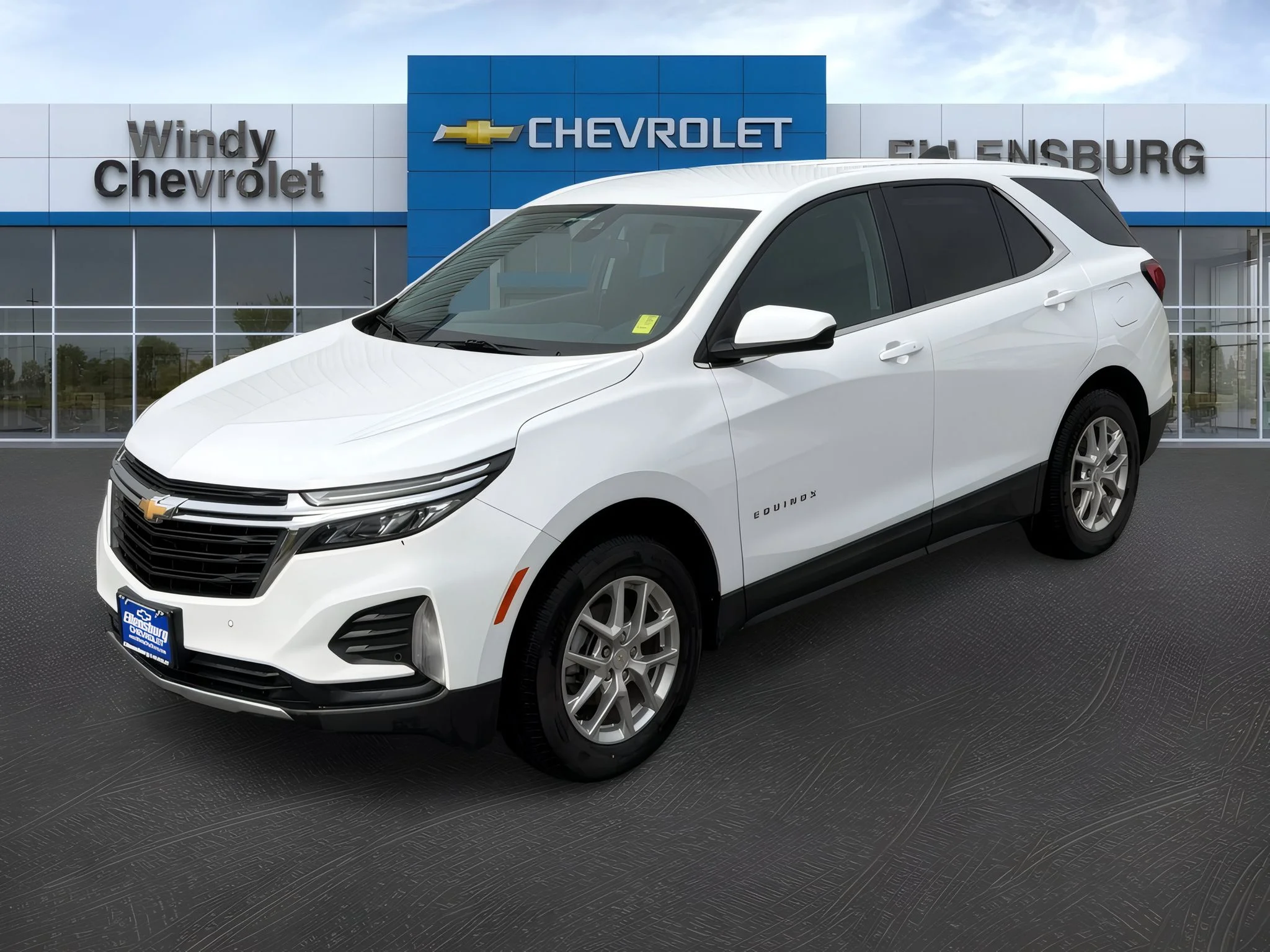 Used 2024 Summit White Chevrolet LT image 3