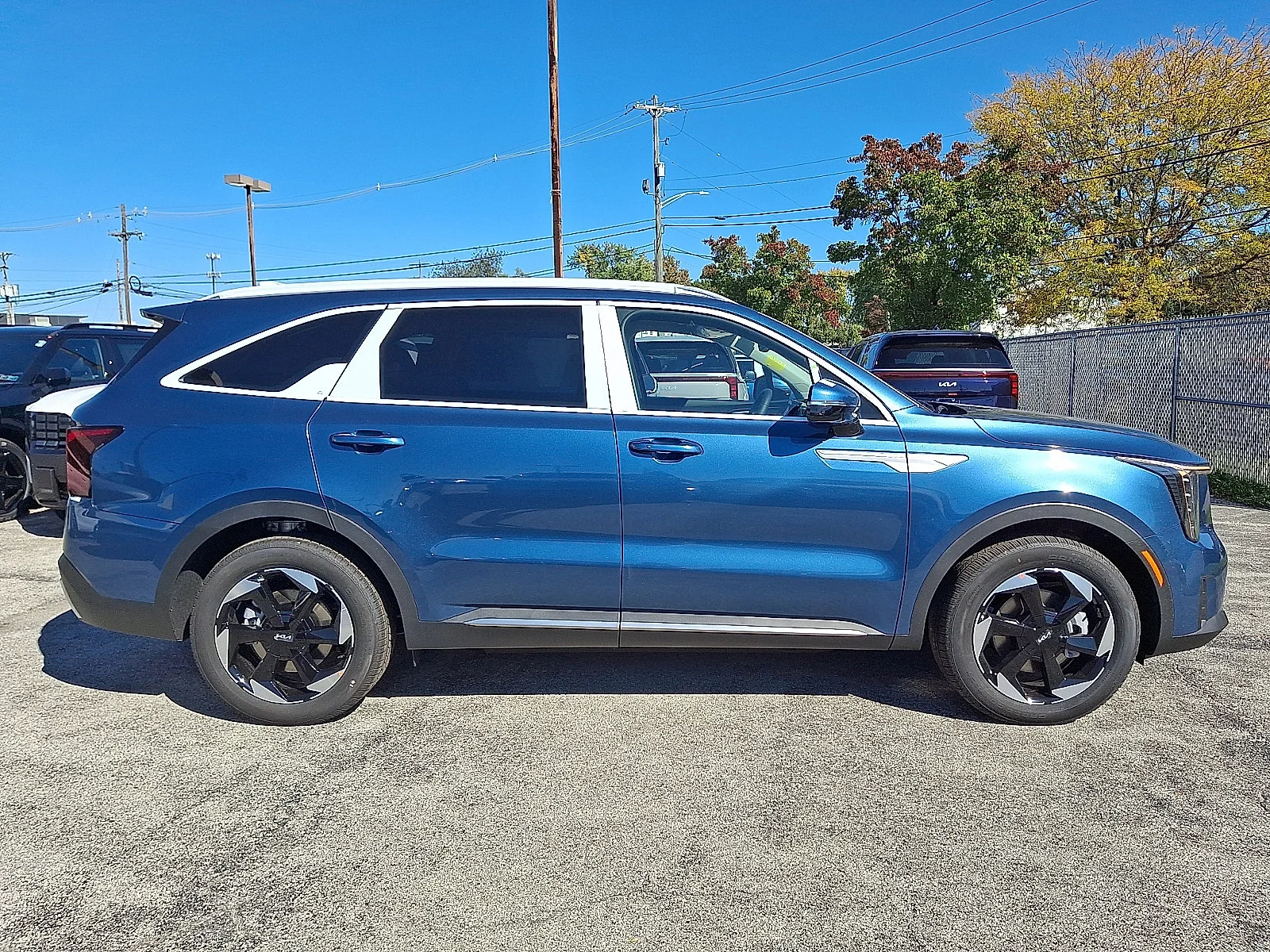 New 2026 Blue Kia EX image 8