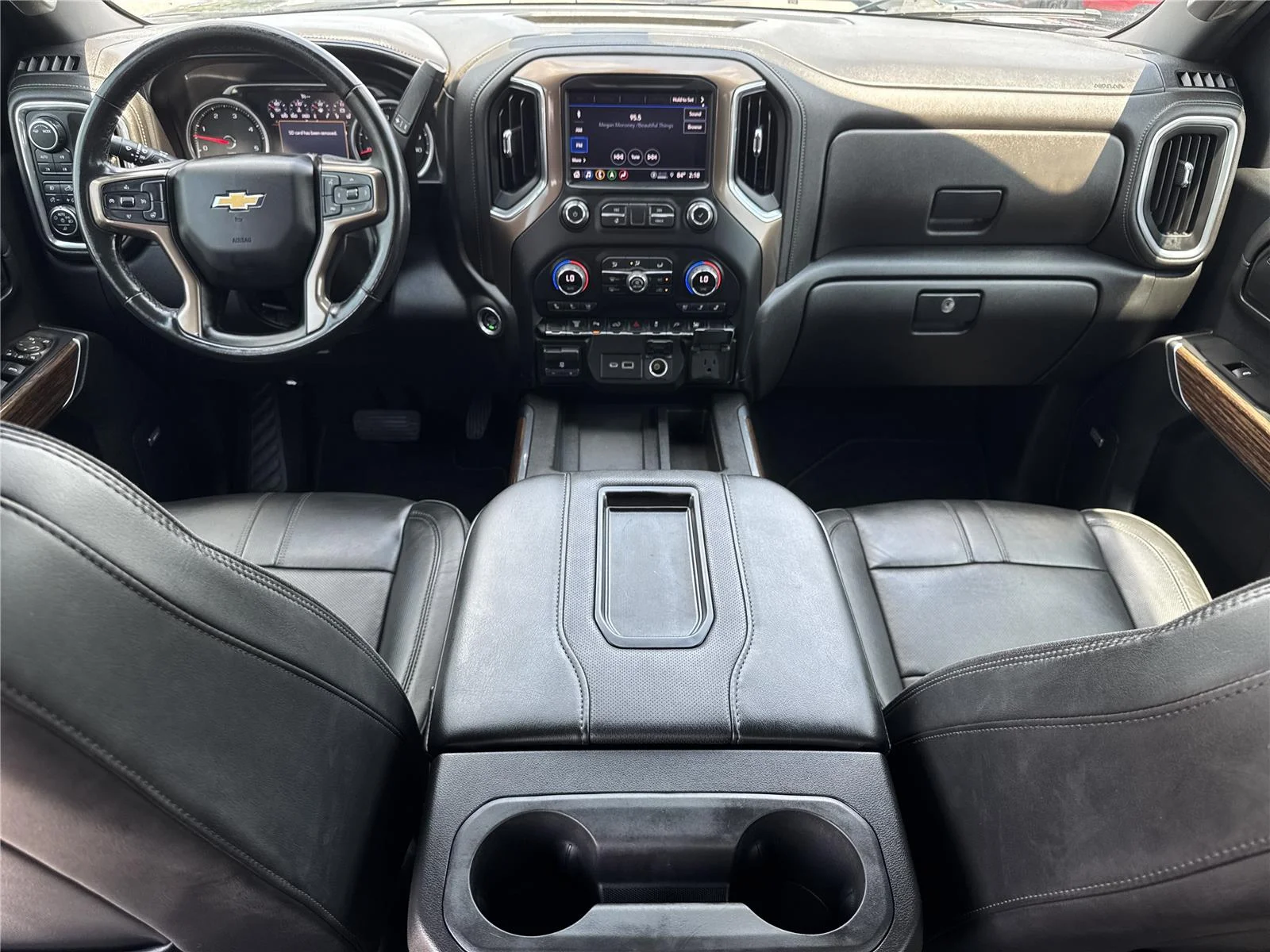 Used 2022 Black Chevrolet High Country image 14