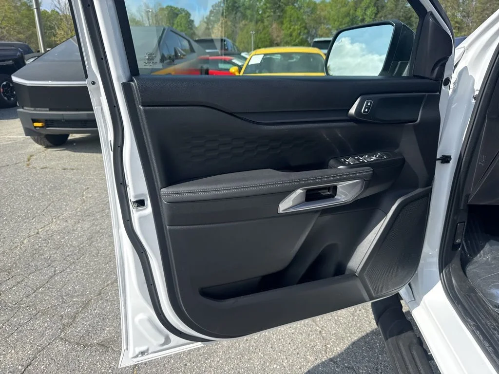 Used 2024 White Ford XLT image 24