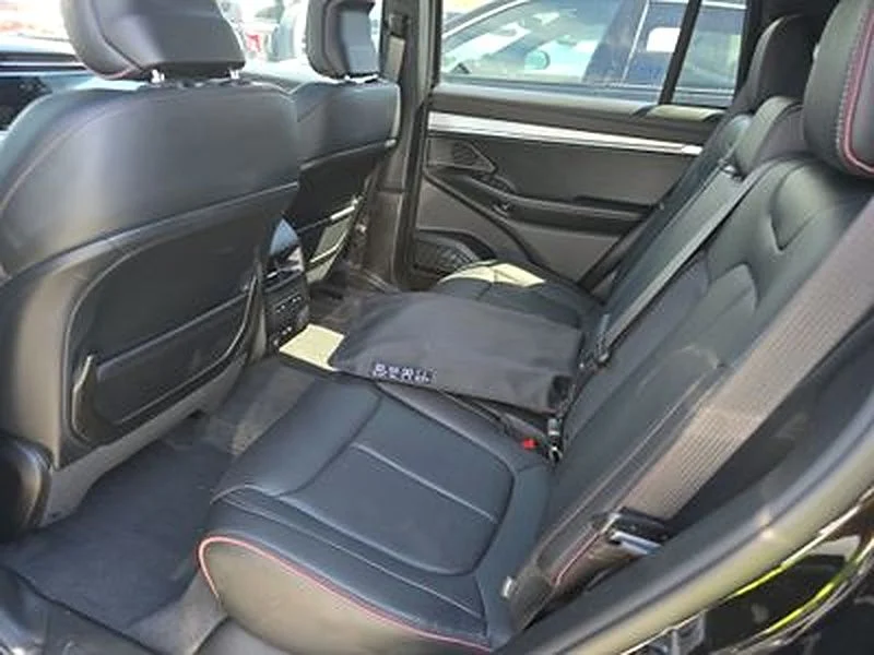 Used 2024 Black Jeep Launch Edition image 19