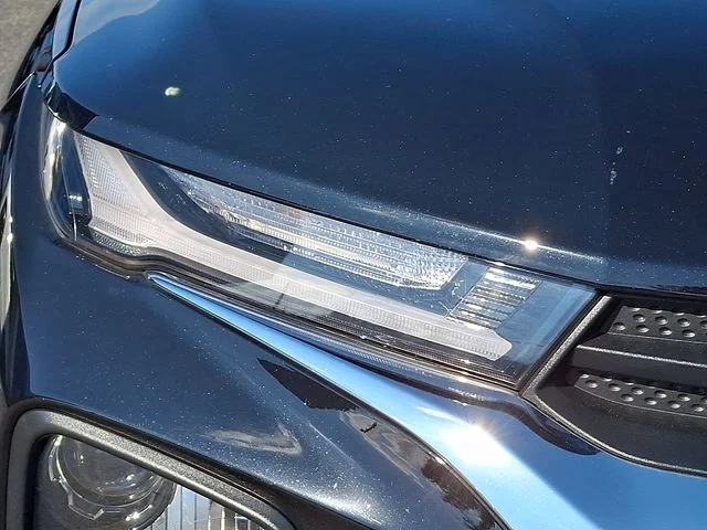 Used 2023 Black Chevrolet LT image 10