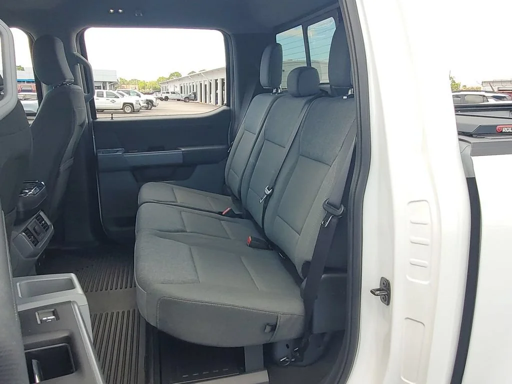 Used 2024 White Ford XLT image 27