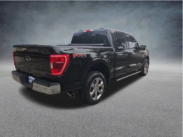 Used 2023 Black Ford XLT image 18