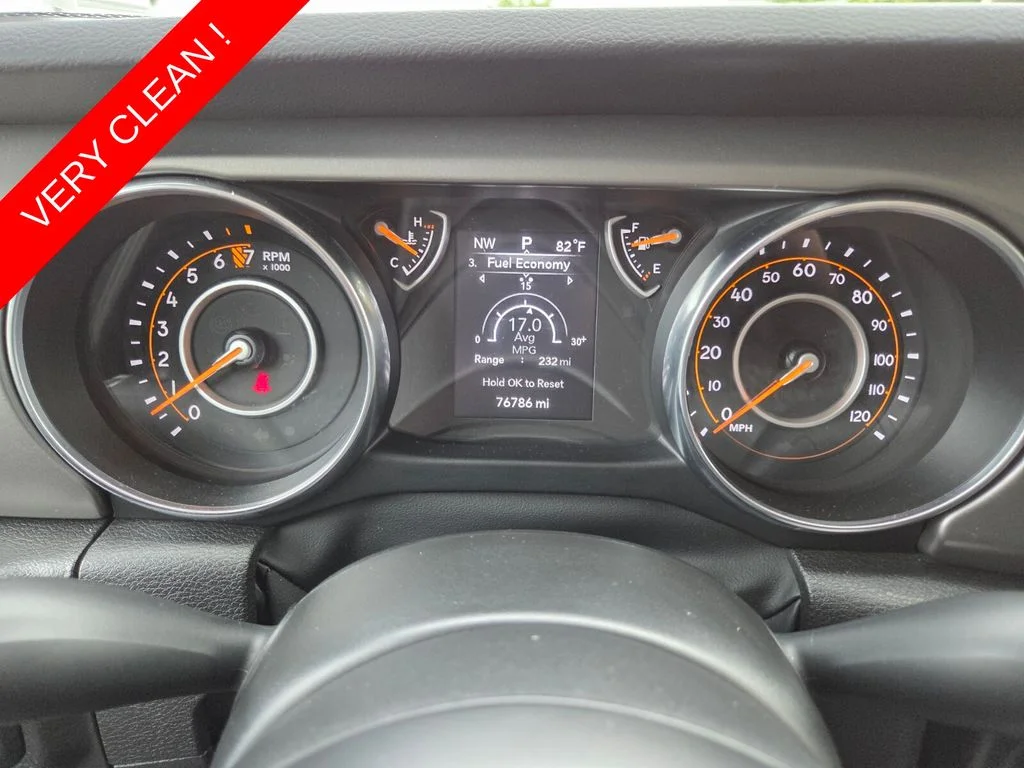 Used 2022 White Jeep Sport image 31