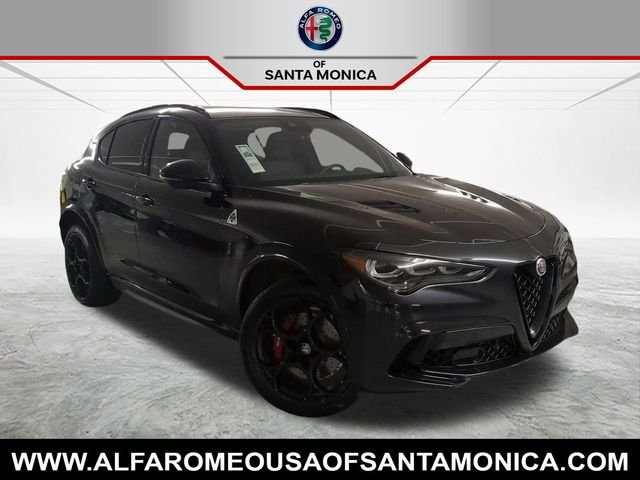 2024 Alfa Romeo Stelvio Quadrifoglio