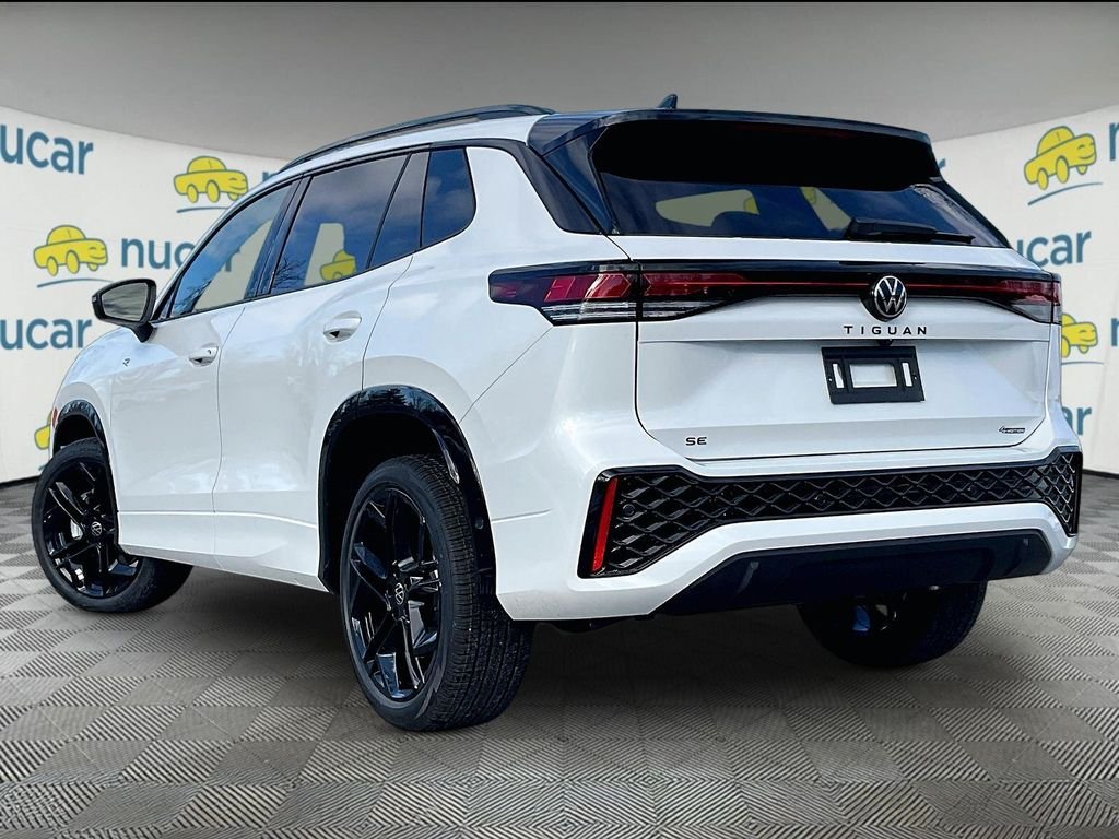 New 2026 White/off-white Volkswagen 2.0T SE R-Line Black image 5