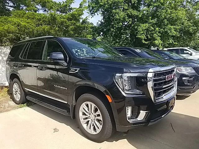 Used 2024 Black GMC SLT image 4