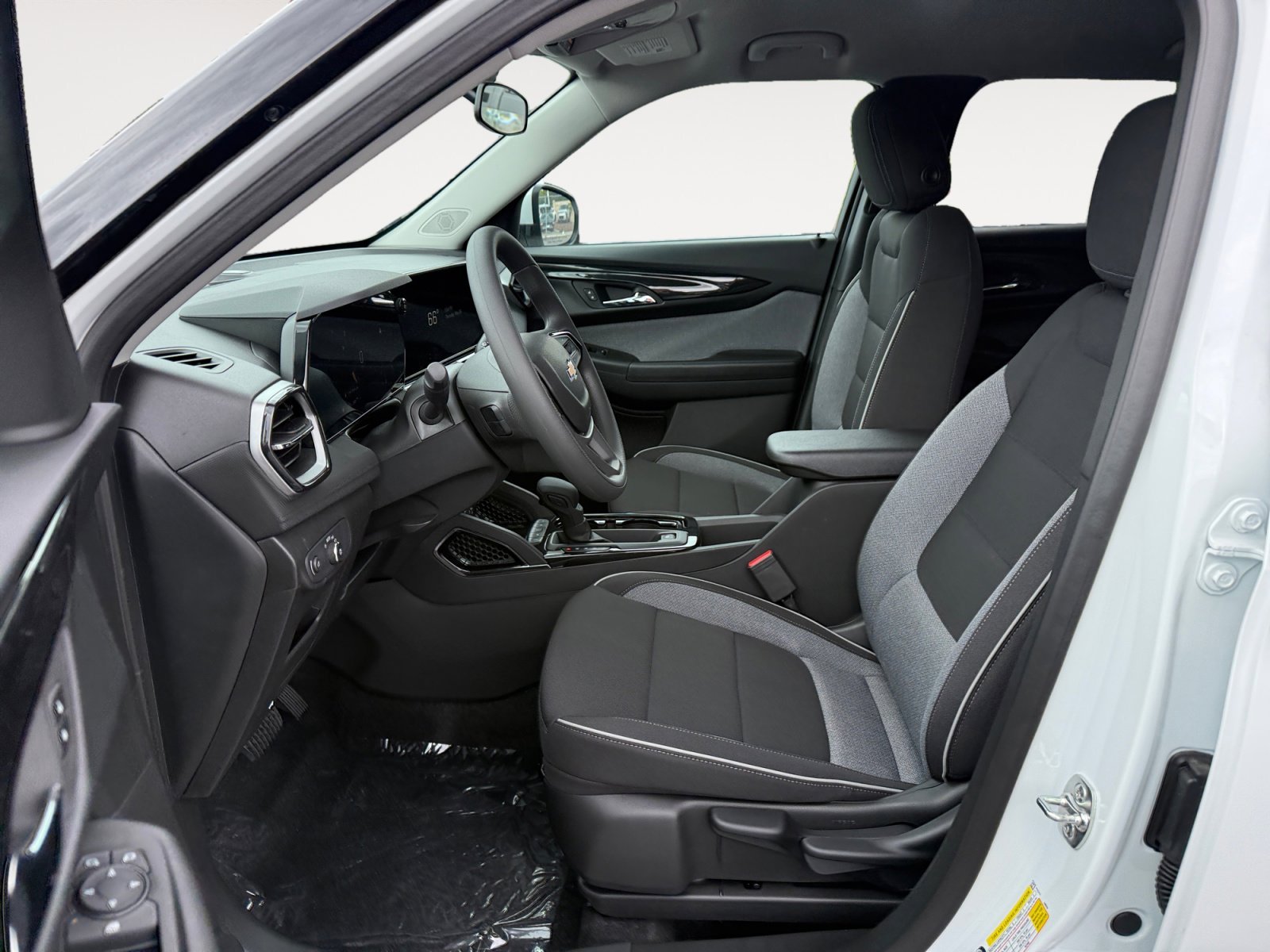 New 2026 Summit White Chevrolet LT image 10