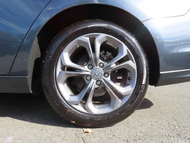 Certified Used 2024 Meteorite Gray Metallic Honda EX image 7