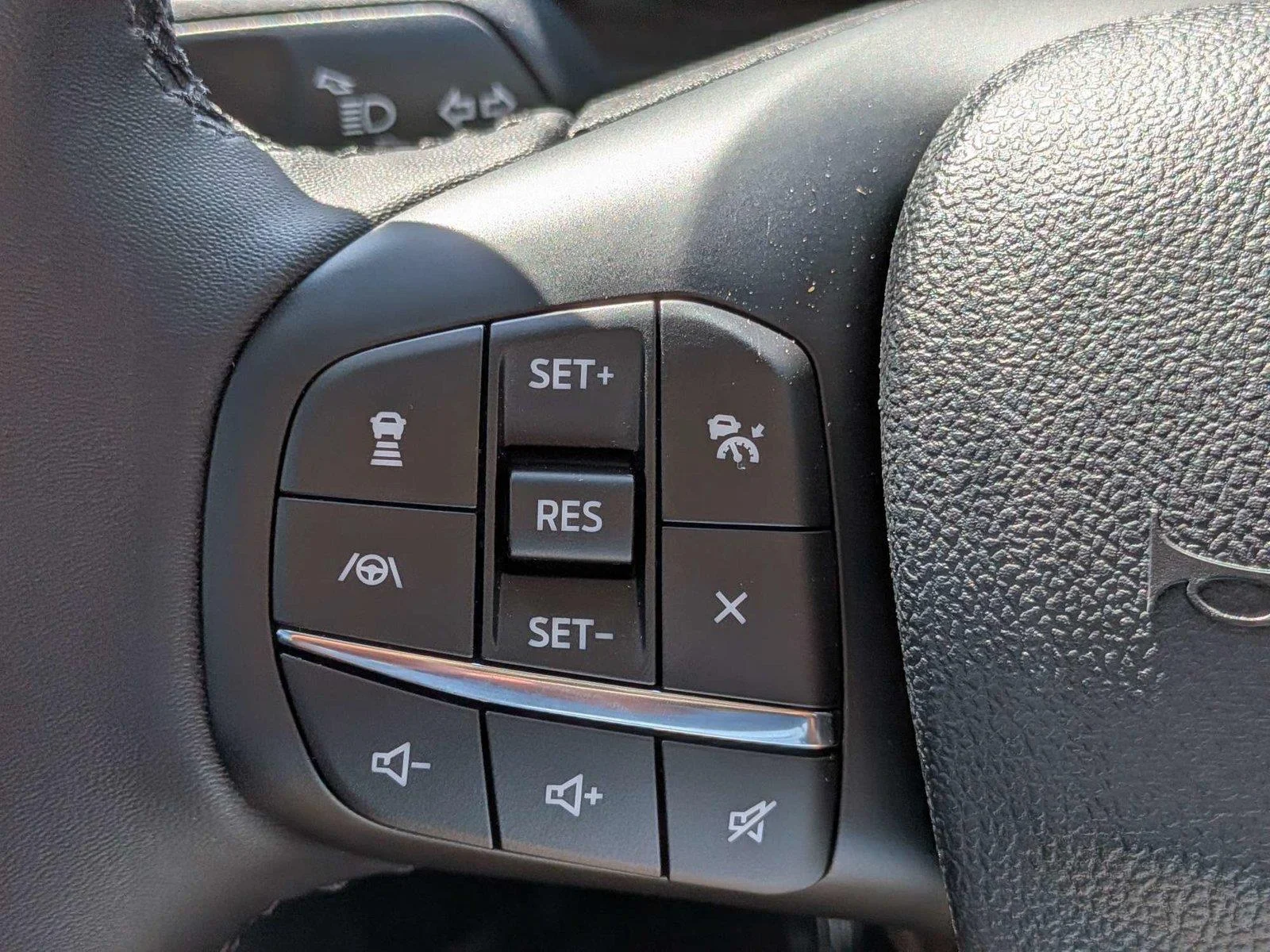 New 2026 Space White Metallic Ford Lariat® image 25