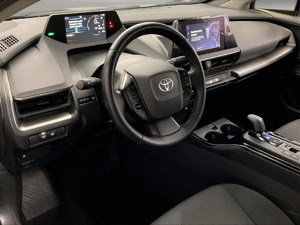 Used 2023 Gray Toyota LE image 17