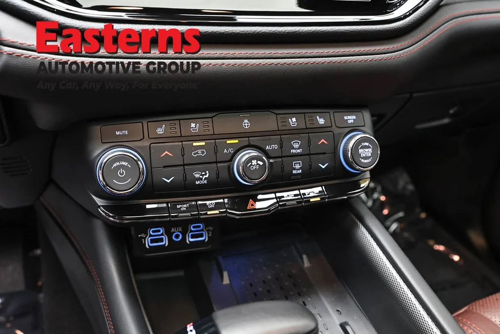 Used 2025 Blue Dodge R/T Plus image 20