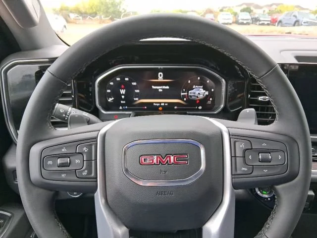 2026 GMC Sierra 1500 SLT - Photo 9