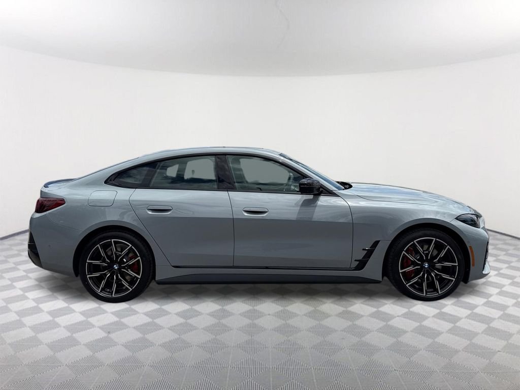 New 2026 Brooklyn Grey Metallic BMW xDrive40 image 3