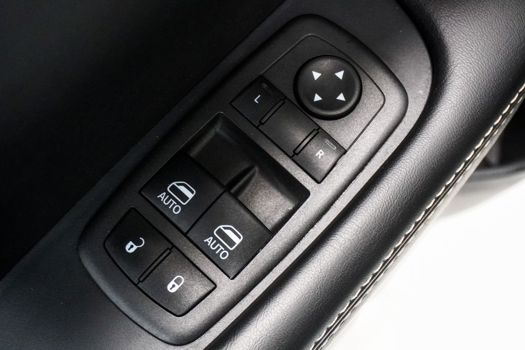 Used 2023 Green Dodge SRT Hellcat Jailbreak image 19