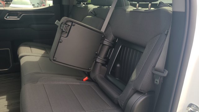 New 2026 Summit White GMC Elevation image 21