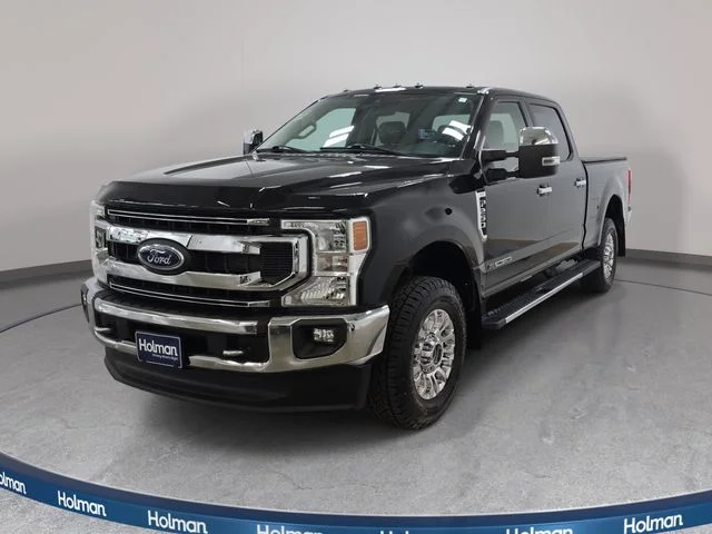 Used 2020 Black Metallic Ford XLT image 1