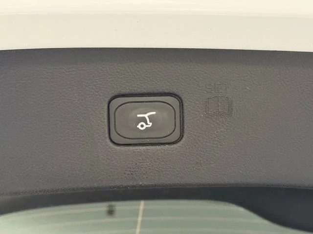 Used 2024 White Ford Titanium image 35