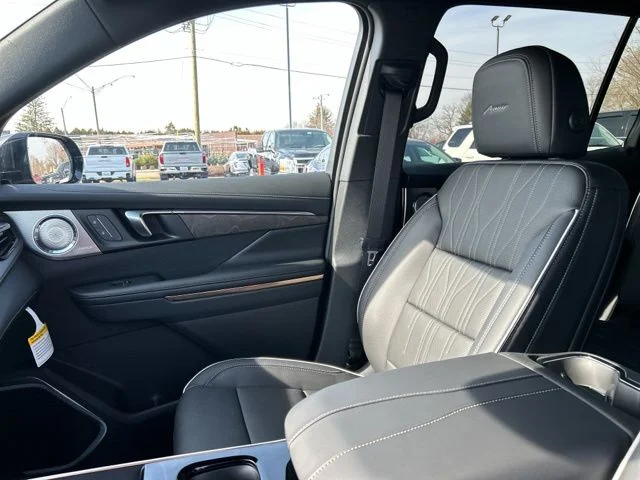 2026 Buick Enclave Avenir - Photo 37