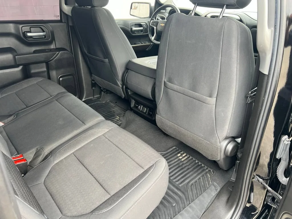 Used 2021 Black Chevrolet LT image 22