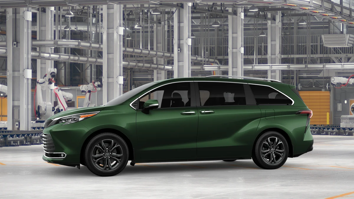 New 2026 Cypress Toyota Platinum image 3
