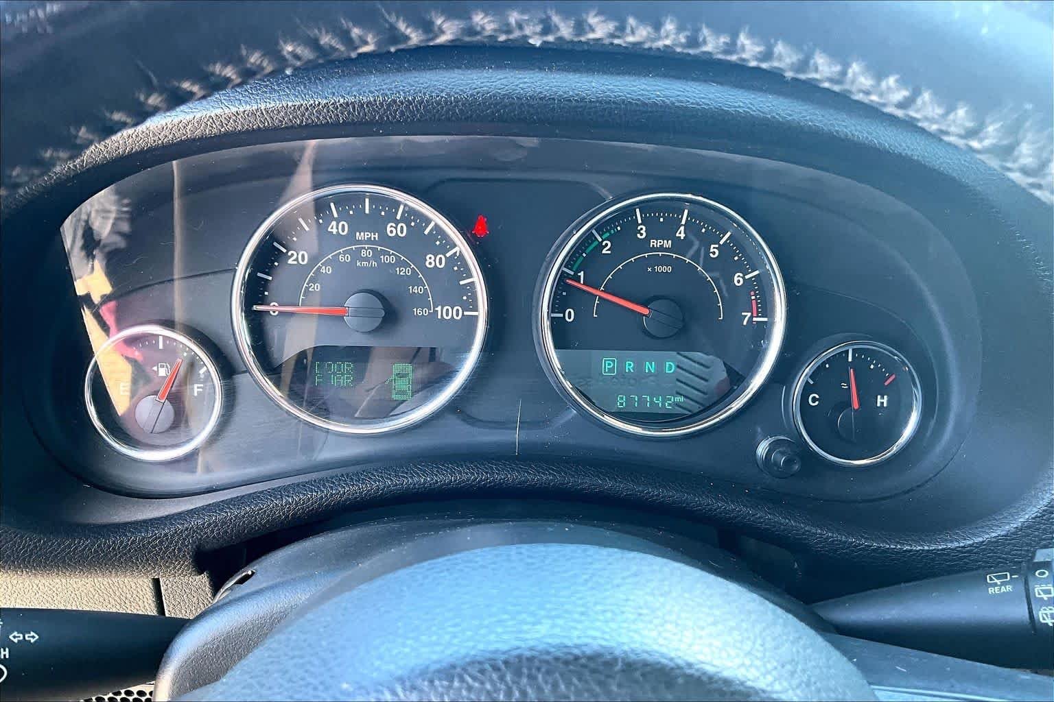 Used 2018 Black Clearcoat Jeep Sport S image 22