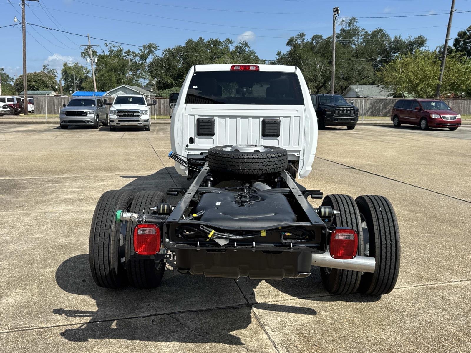 New 2027 Bright White Clearcoat RAM Tradesman image 5