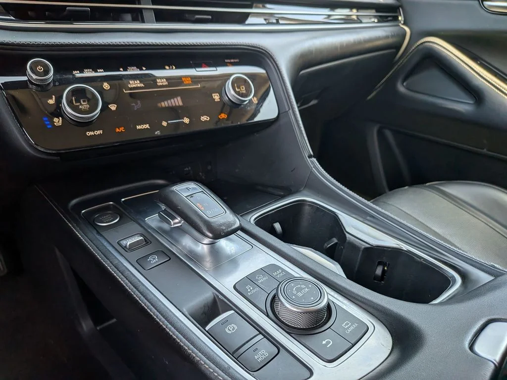 Used 2023 Black INFINITI LUXE image 28