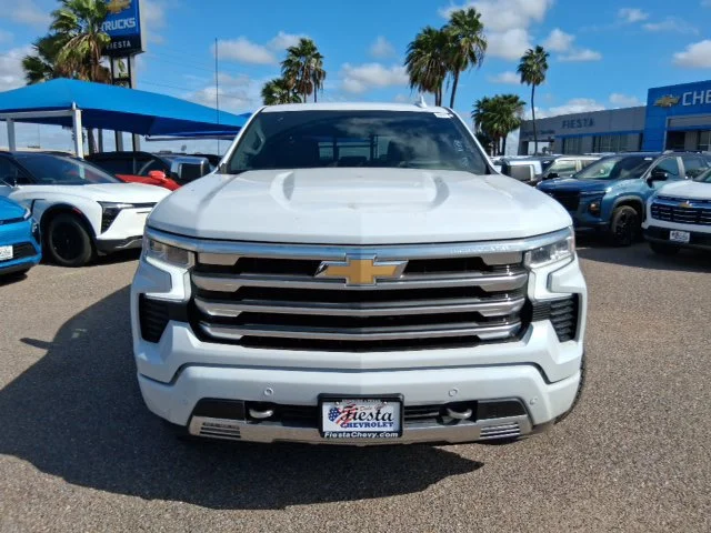 New 2026 Polar White Tricoat Chevrolet High Country image 2