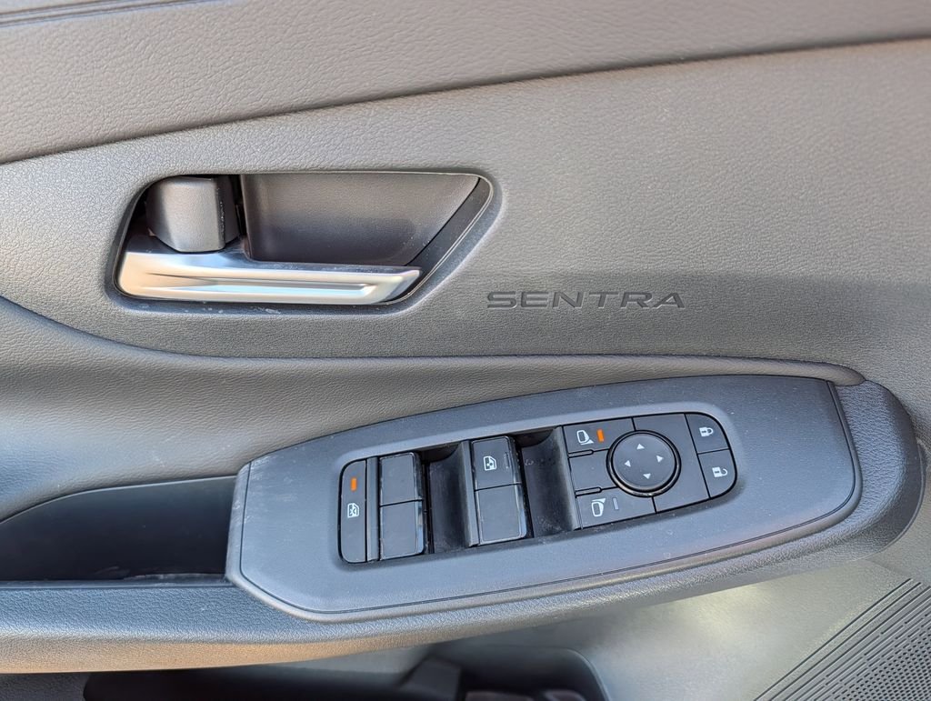 2026 Nissan Sentra SV - Photo 11